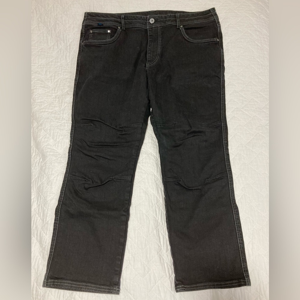 Men’s Kuhl Rydr pants, size 40w x 30l.
